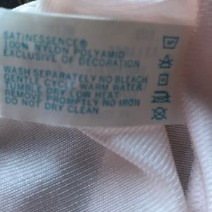 vassarette Intimates & Sleepwear - Vintage Vassarette pink half slip, size XXL vassarette Intimates & Sleepwear - Vintage Vassarette pink half slip, size XXL